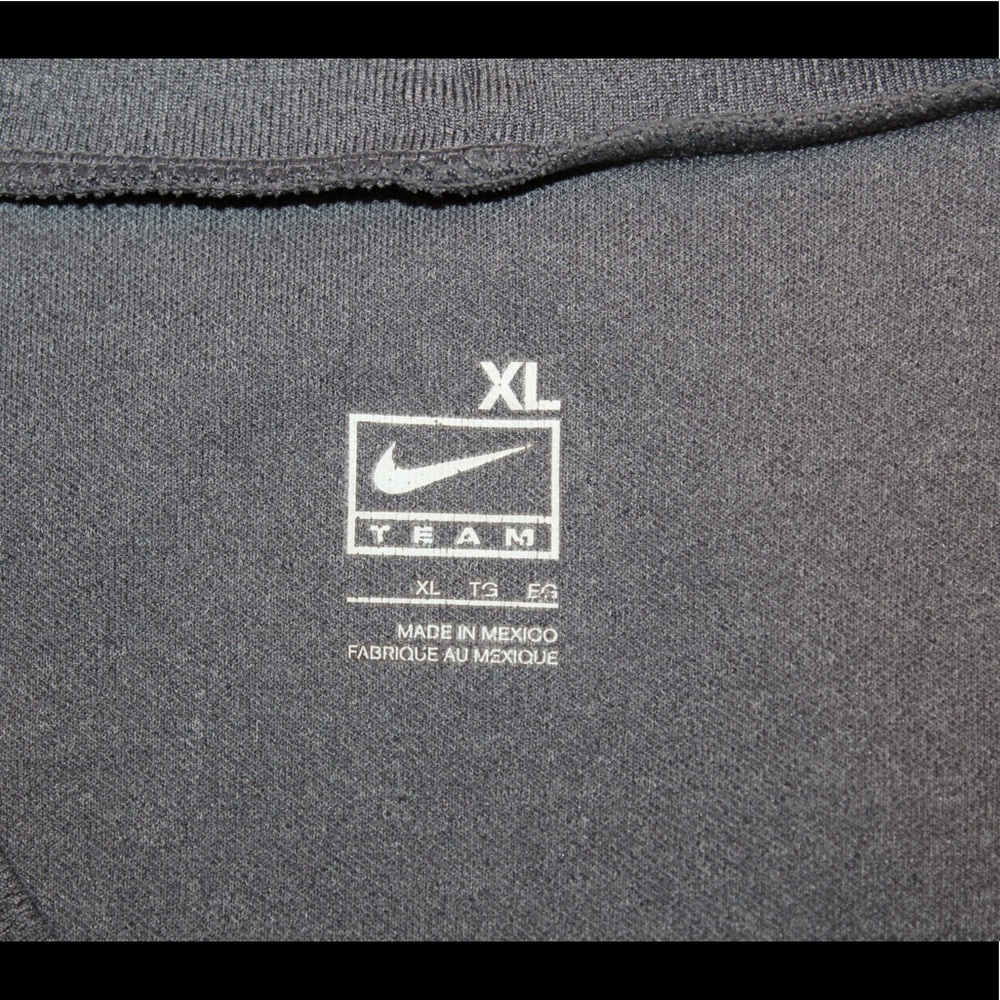 Nike men’s muscle tank (XL) - Picture 7 of 8